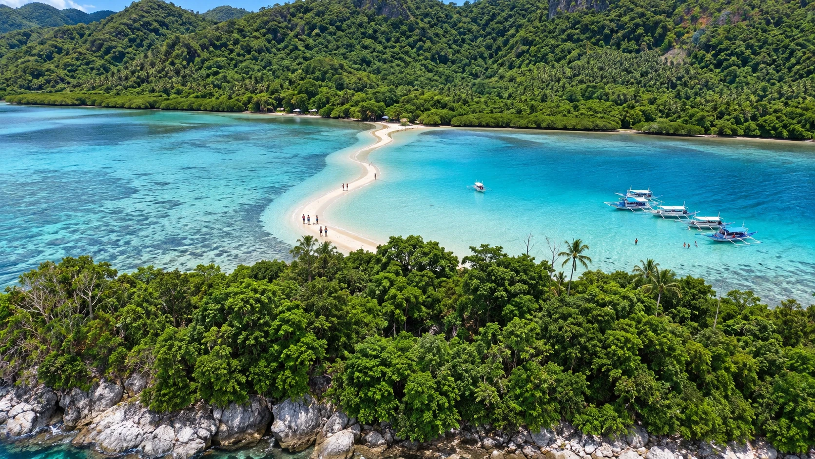 Snake Island w El Nido, piaszczysta grobla i turkusowa woda